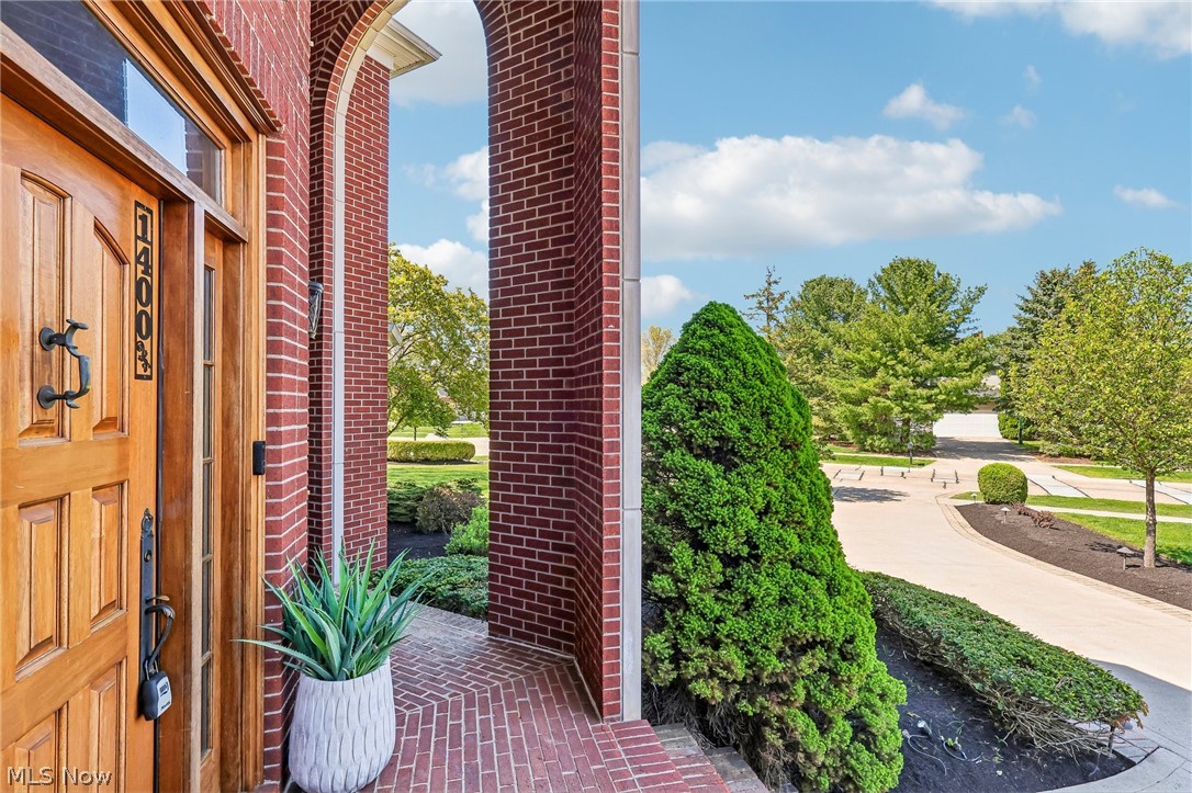 1400 Cobblestone Way Westlake OH 44145