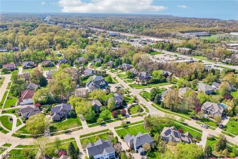1400 Cobblestone Way Westlake OH 44145