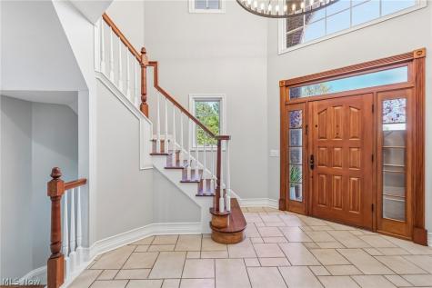 1400 Cobblestone Way Westlake OH 44145