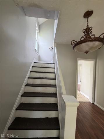7205 Lawn Avenue Cleveland OH 44102
