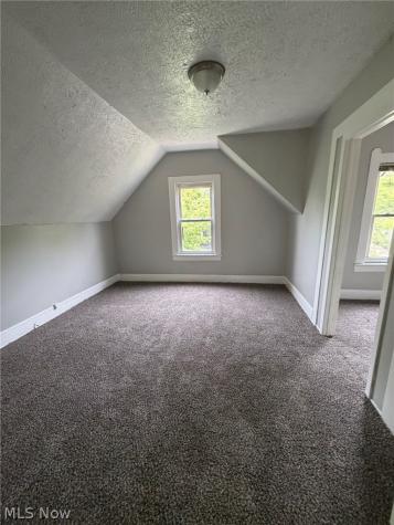 7205 Lawn Avenue Cleveland OH 44102