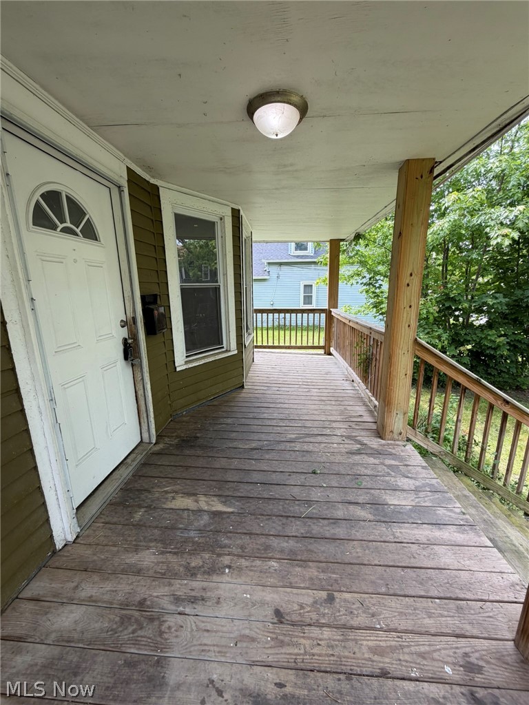 7205 Lawn Avenue Cleveland OH 44102