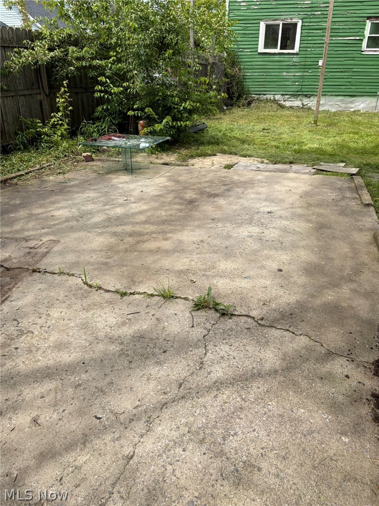 7205 Lawn Avenue Cleveland OH 44102
