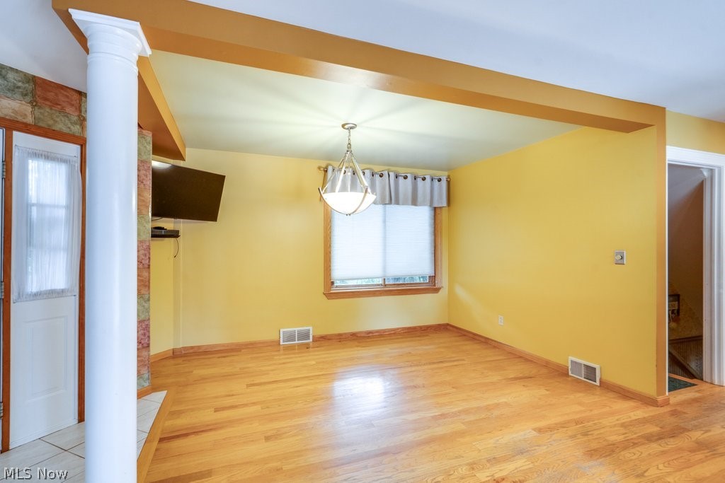 7460 State Route 43 Kent OH 44240