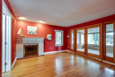 7460 State Route 43 Kent OH 44240