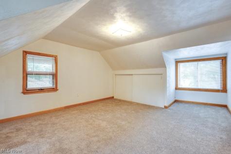 7460 State Route 43 Kent OH 44240