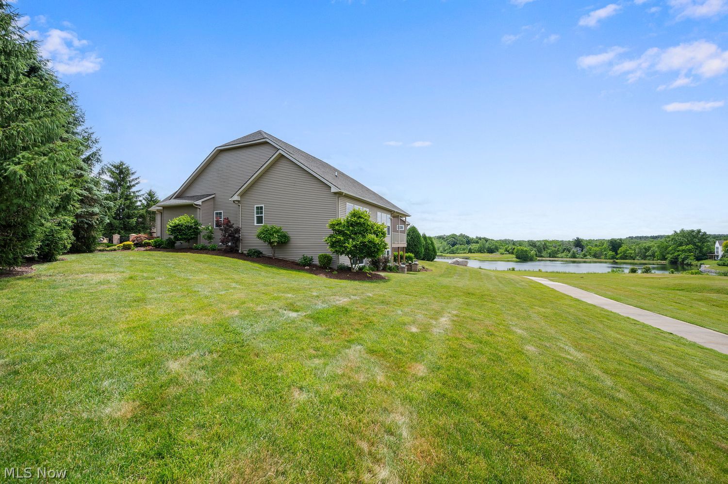 6010 Meadow Lake Drive Medina OH 44256