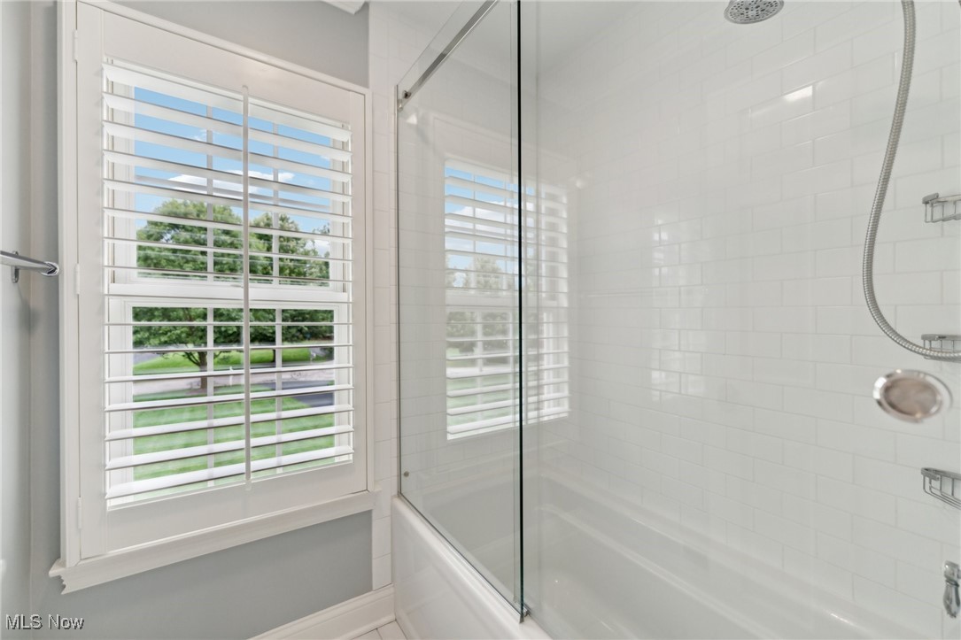 406 Reserve Trail Chagrin Falls OH 44022