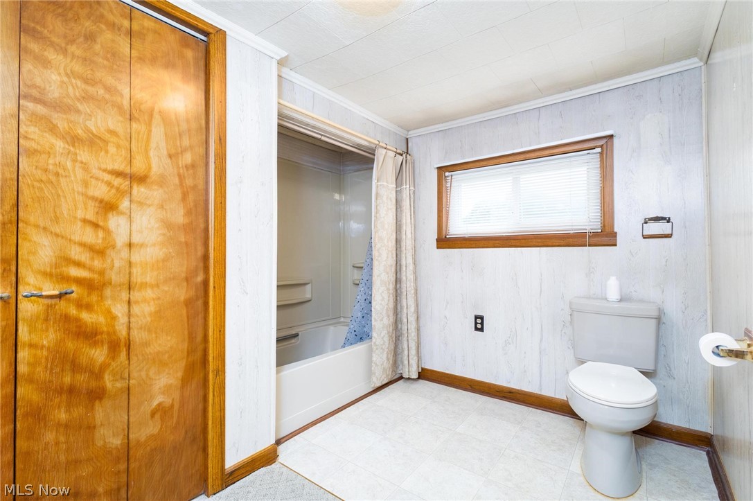 105 Crabapple Lane Hammondsville OH 43930