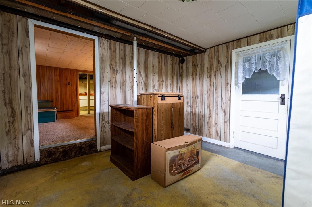 105 Crabapple Lane Hammondsville OH 43930