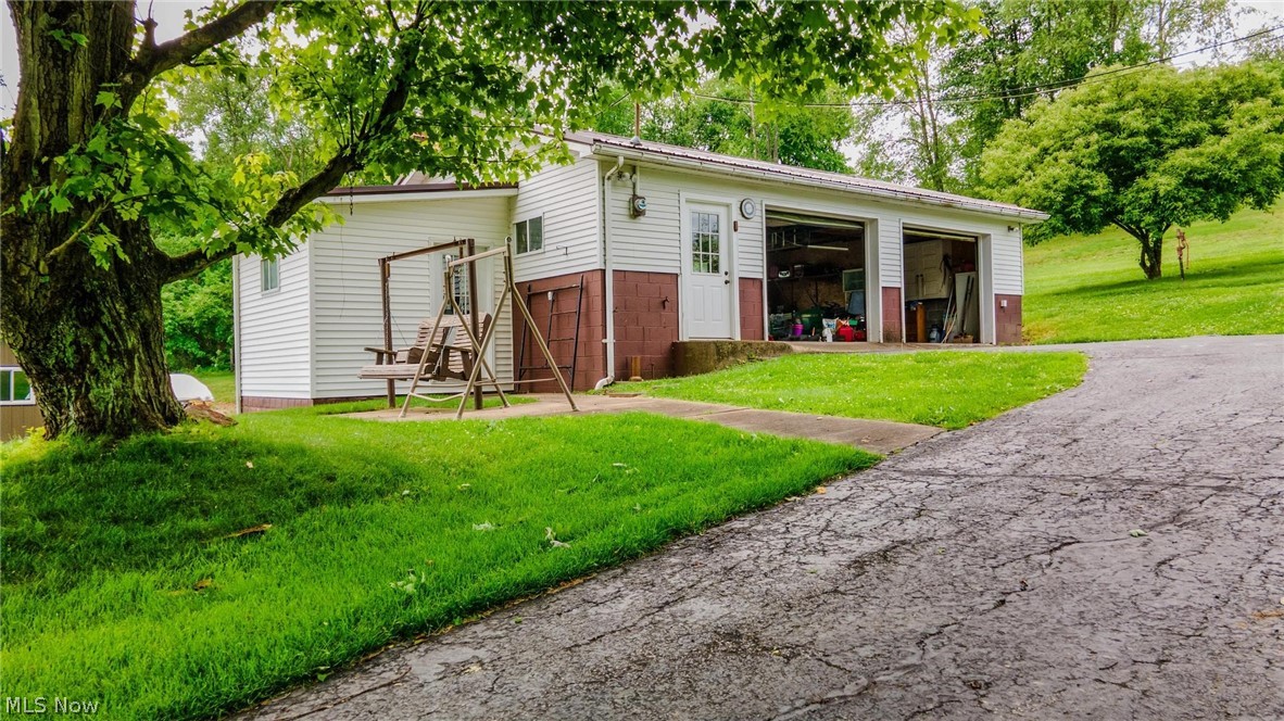 105 Crabapple Lane Hammondsville OH 43930