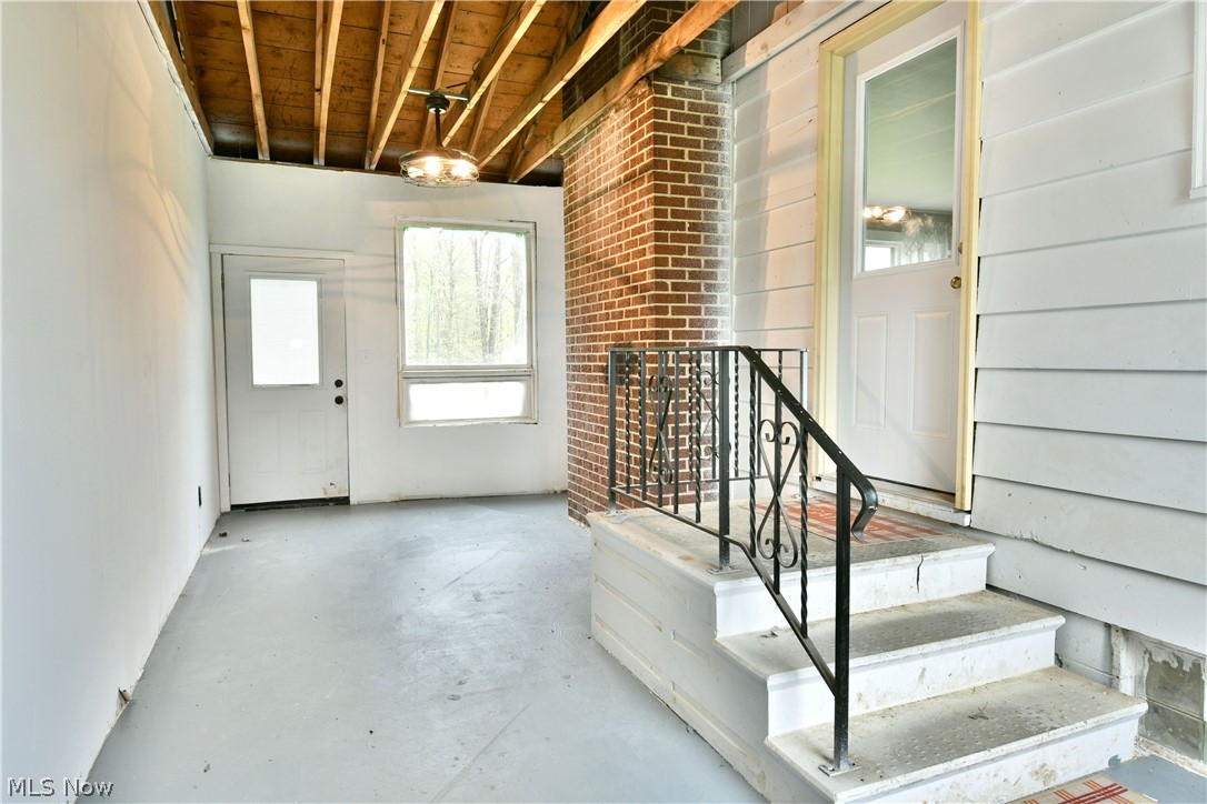 3110 Williams Street NW Warren OH 44481