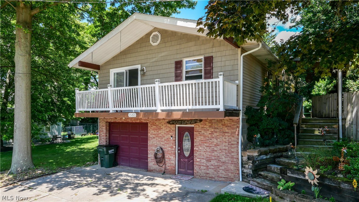 1583 Hilda Street Lakemore OH 44250
