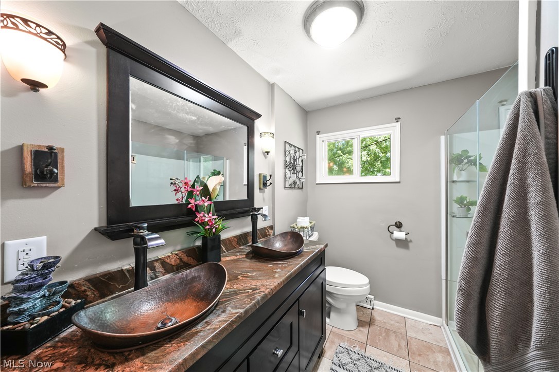 1583 Hilda Street Lakemore OH 44250