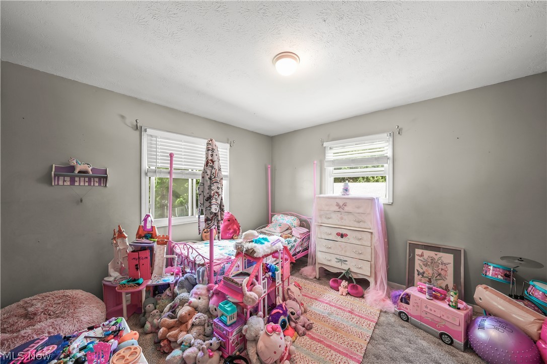 1583 Hilda Street Lakemore OH 44250