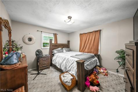 1583 Hilda Street Lakemore OH 44250