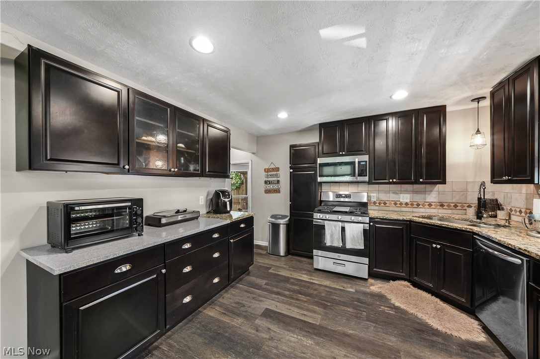 1583 Hilda Street Lakemore OH 44250