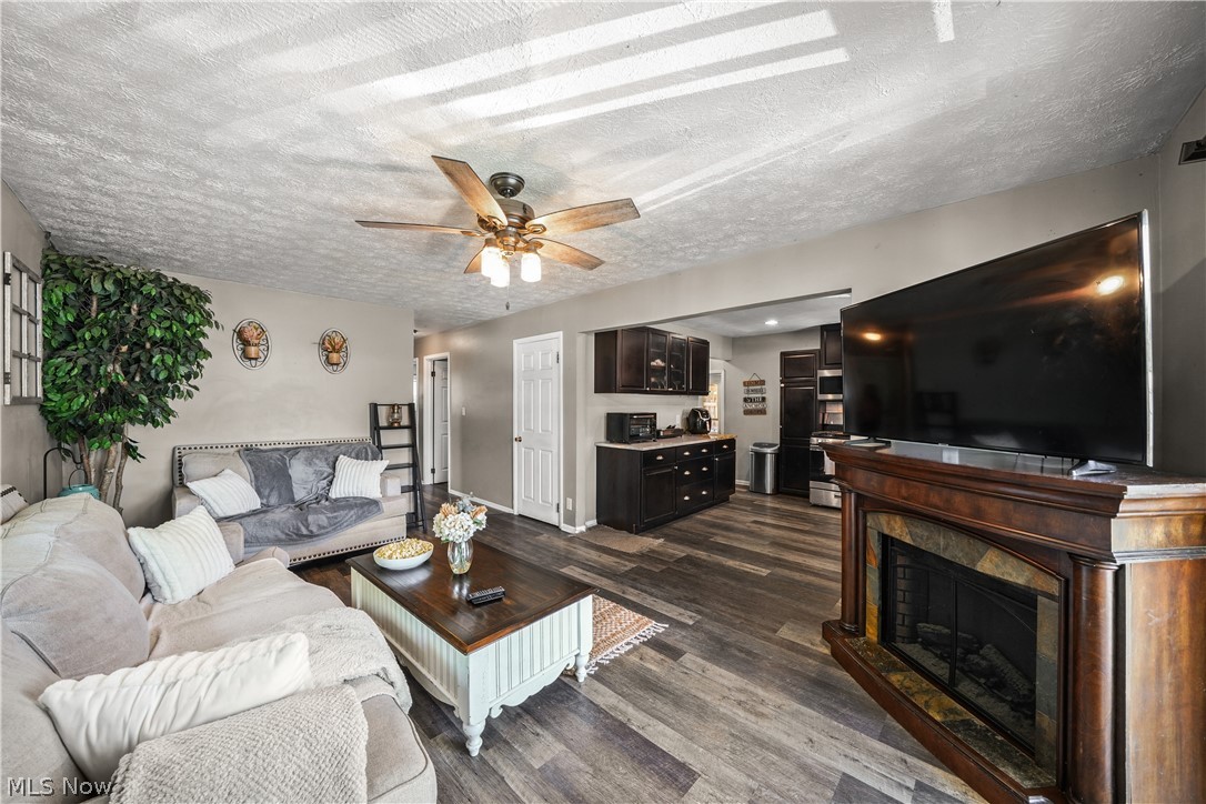 1583 Hilda Street Lakemore OH 44250