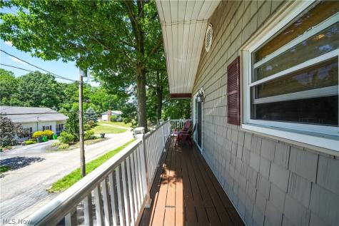 1583 Hilda Street Lakemore OH 44250
