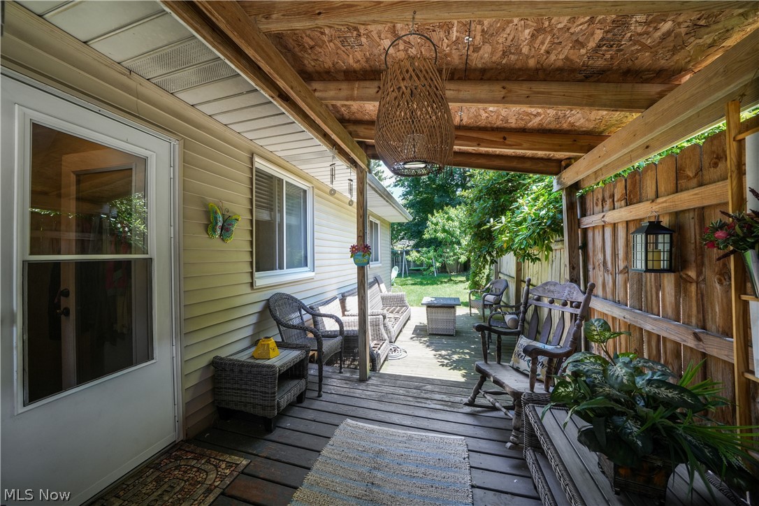 1583 Hilda Street Lakemore OH 44250