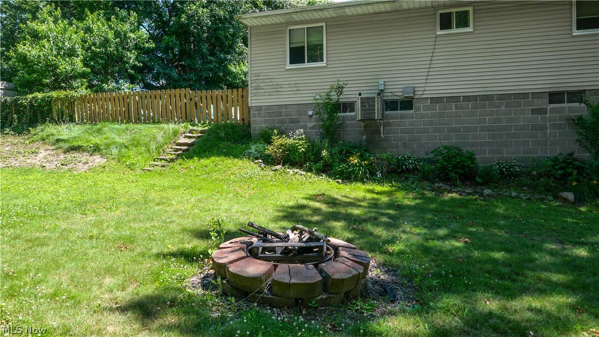 1583 Hilda Street Lakemore OH 44250