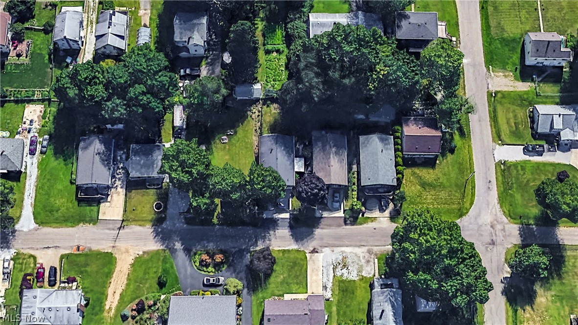 1583 Hilda Street Lakemore OH 44250