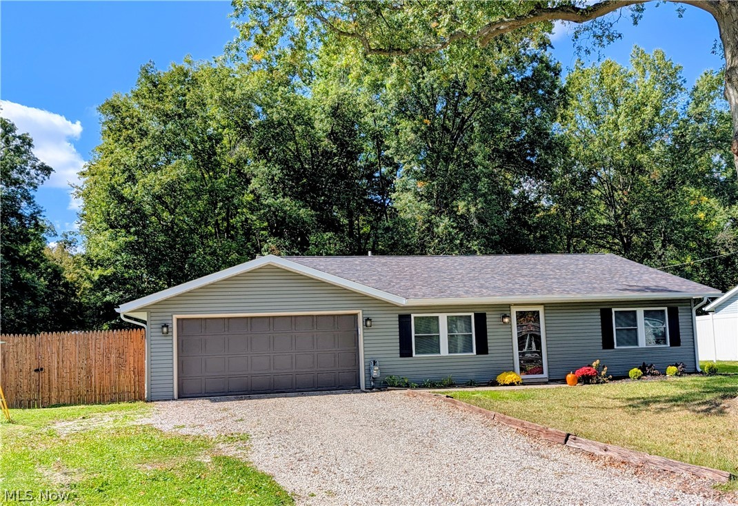 12498 National Drive Grafton OH 44044