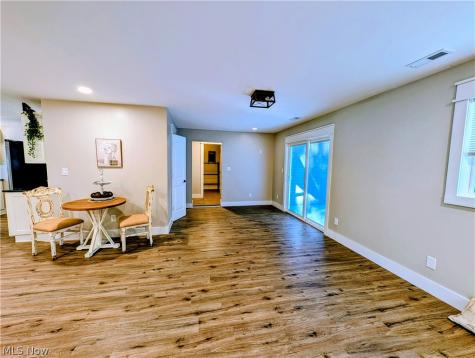 12498 National Drive Grafton OH 44044