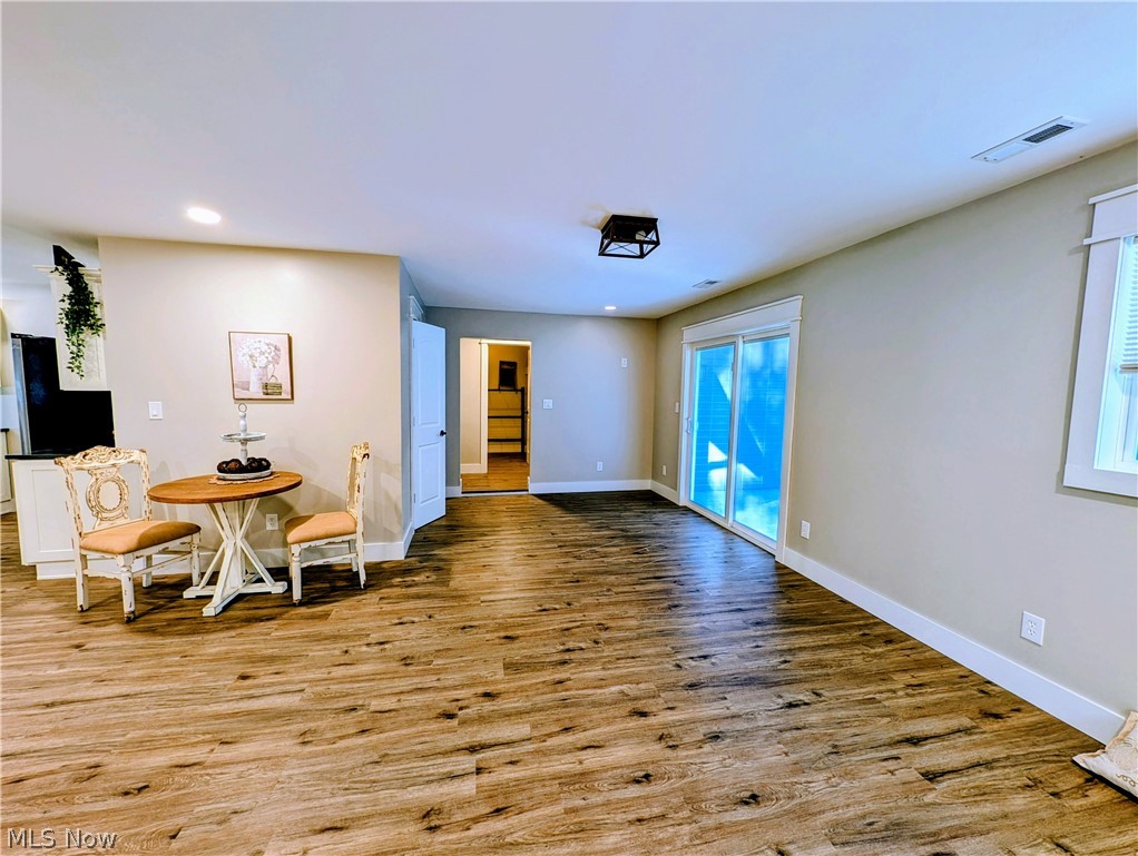 12498 National Drive Grafton OH 44044