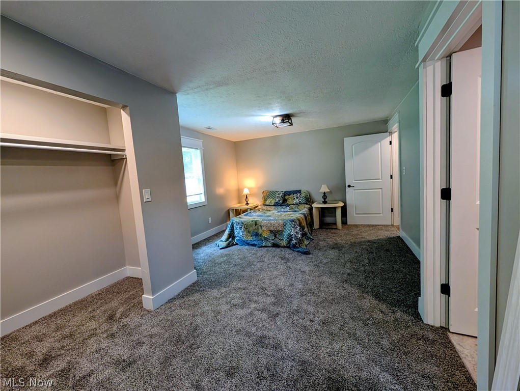 12498 National Drive Grafton OH 44044