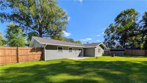 12498 National Drive Grafton OH 44044