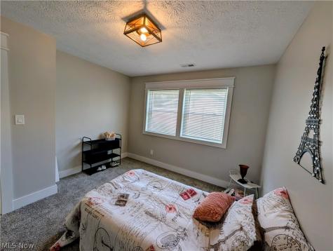 12498 National Drive Grafton OH 44044