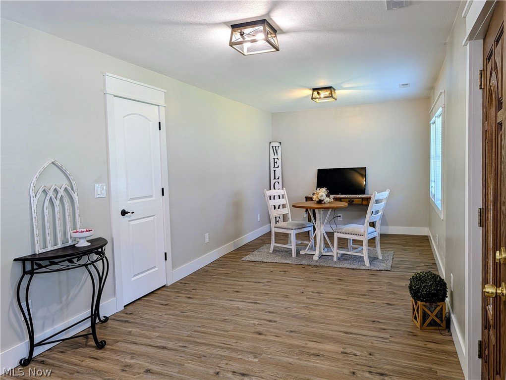 12498 National Drive Grafton OH 44044