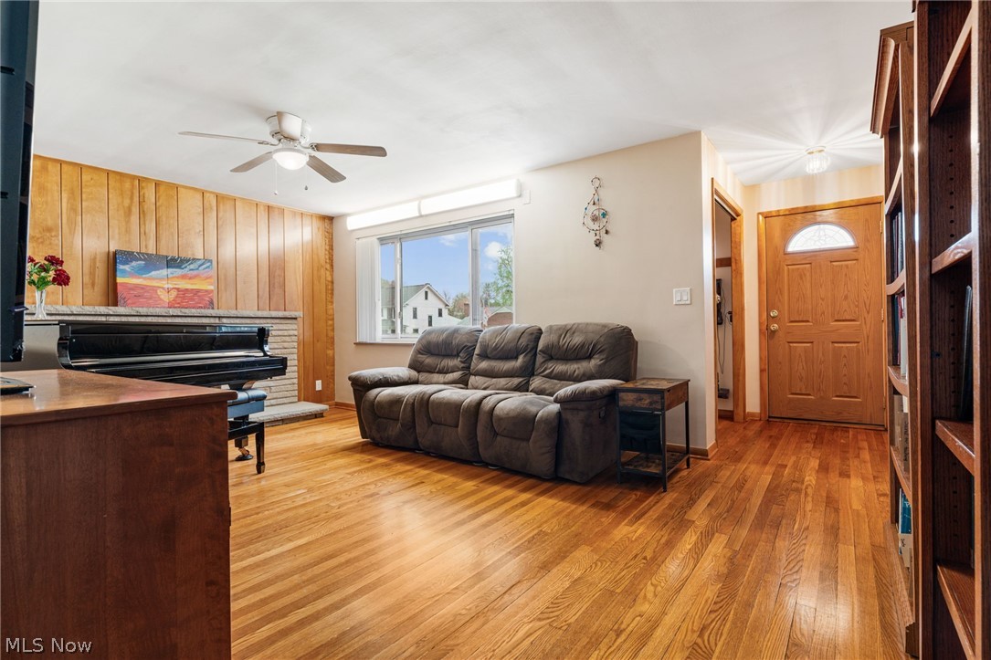 222 Montrose Avenue NW Canton OH 44708