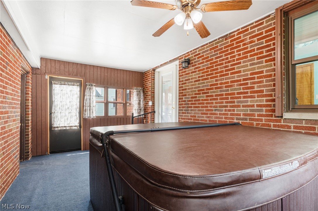 222 Montrose Avenue NW Canton OH 44708
