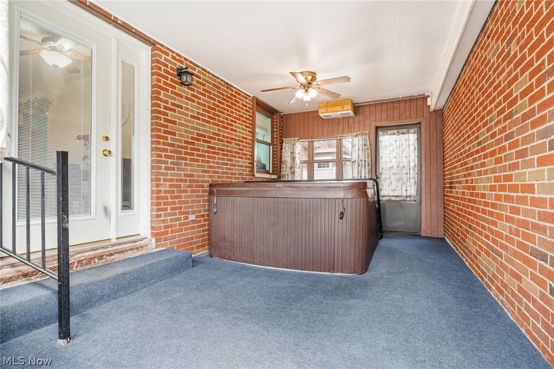 222 Montrose Avenue NW Canton OH 44708