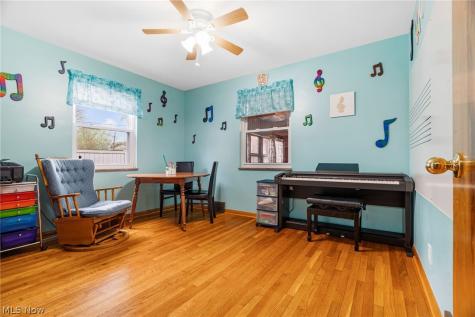 222 Montrose Avenue NW Canton OH 44708