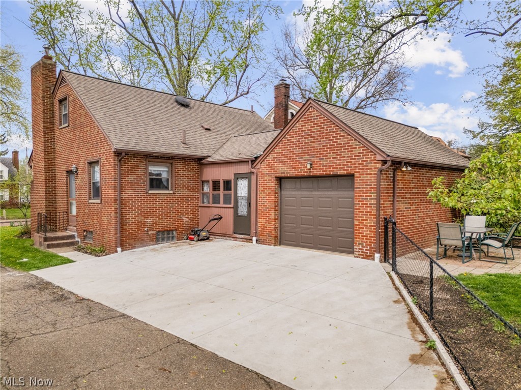 222 Montrose Avenue NW Canton OH 44708
