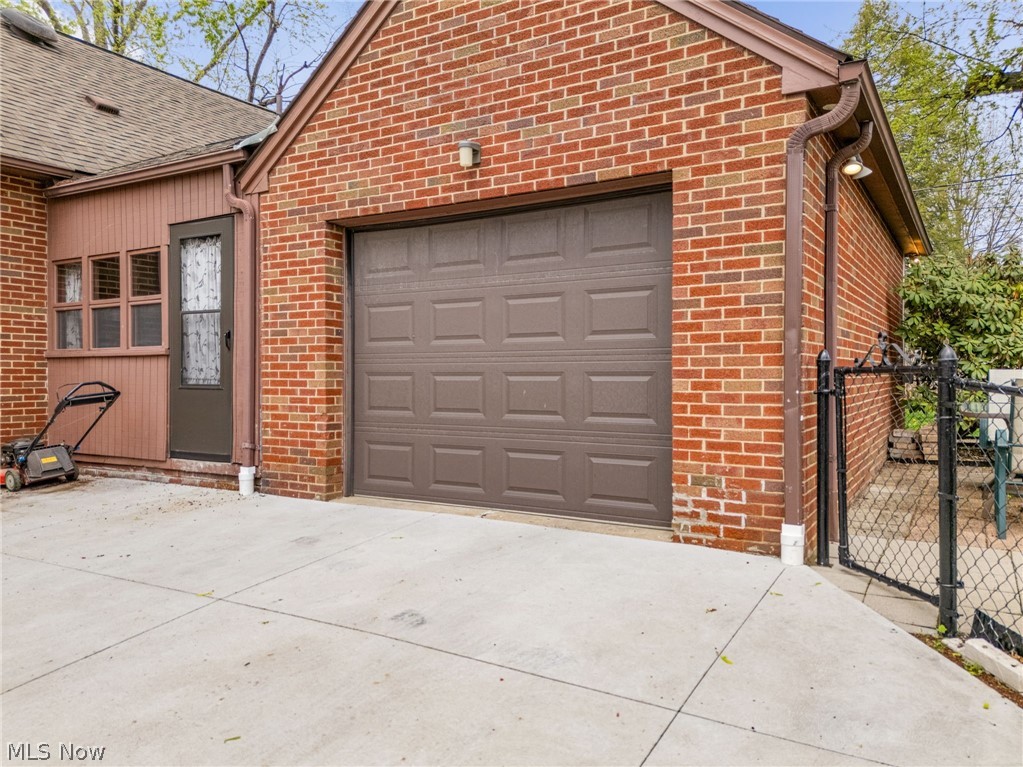 222 Montrose Avenue NW Canton OH 44708