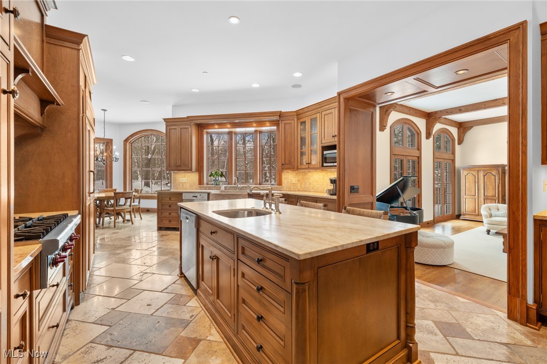 2635 Som Center Road Hunting Valley OH 44022