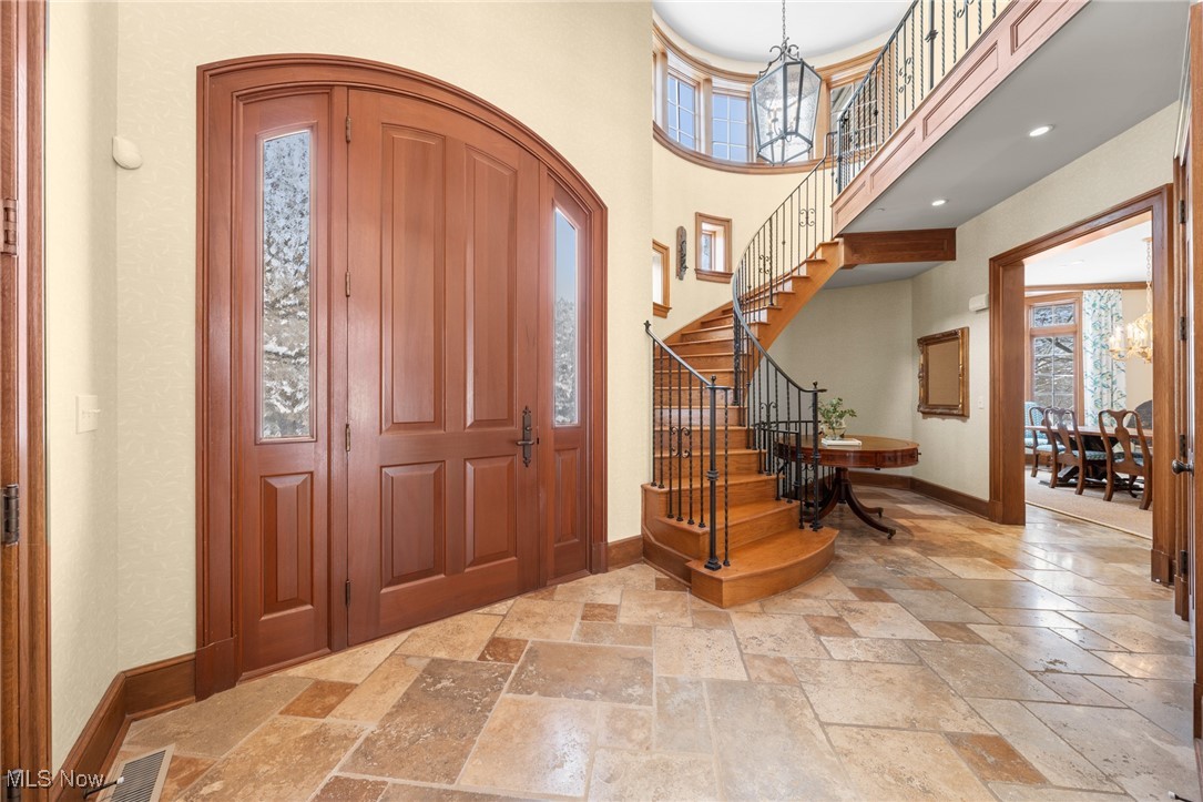 2635 Som Center Road Hunting Valley OH 44022