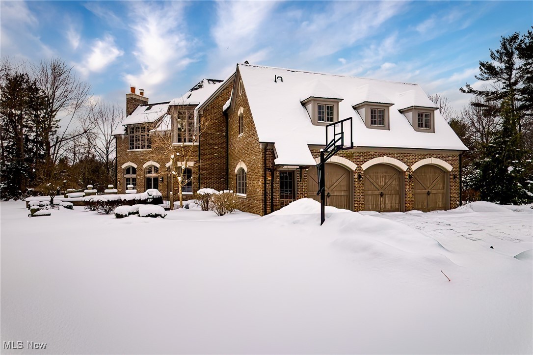 2635 Som Center Road Hunting Valley OH 44022