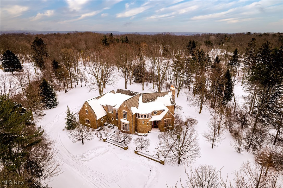 2635 Som Center Road Hunting Valley OH 44022