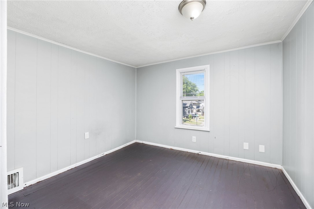 347 N Lyman Street Wadsworth OH 44281