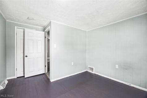 347 N Lyman Street Wadsworth OH 44281