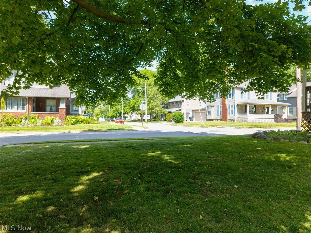 347 N Lyman Street Wadsworth OH 44281