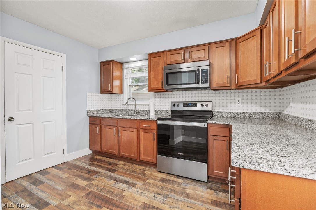 347 N Lyman Street Wadsworth OH 44281