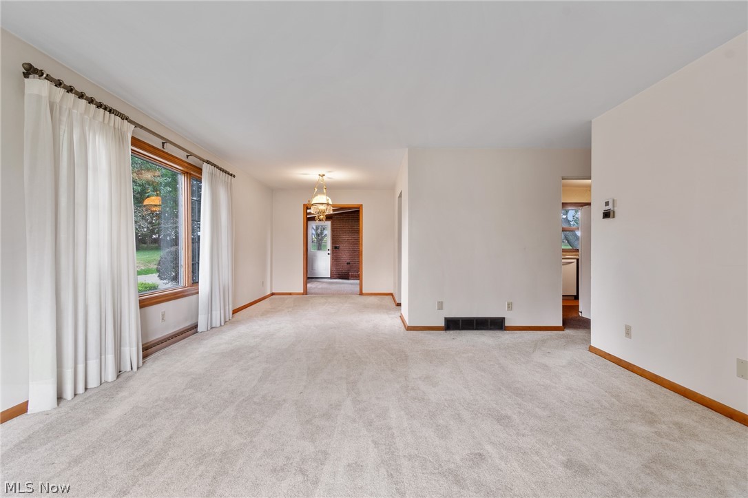 1375 Schrader Road North Lawrence OH 44666