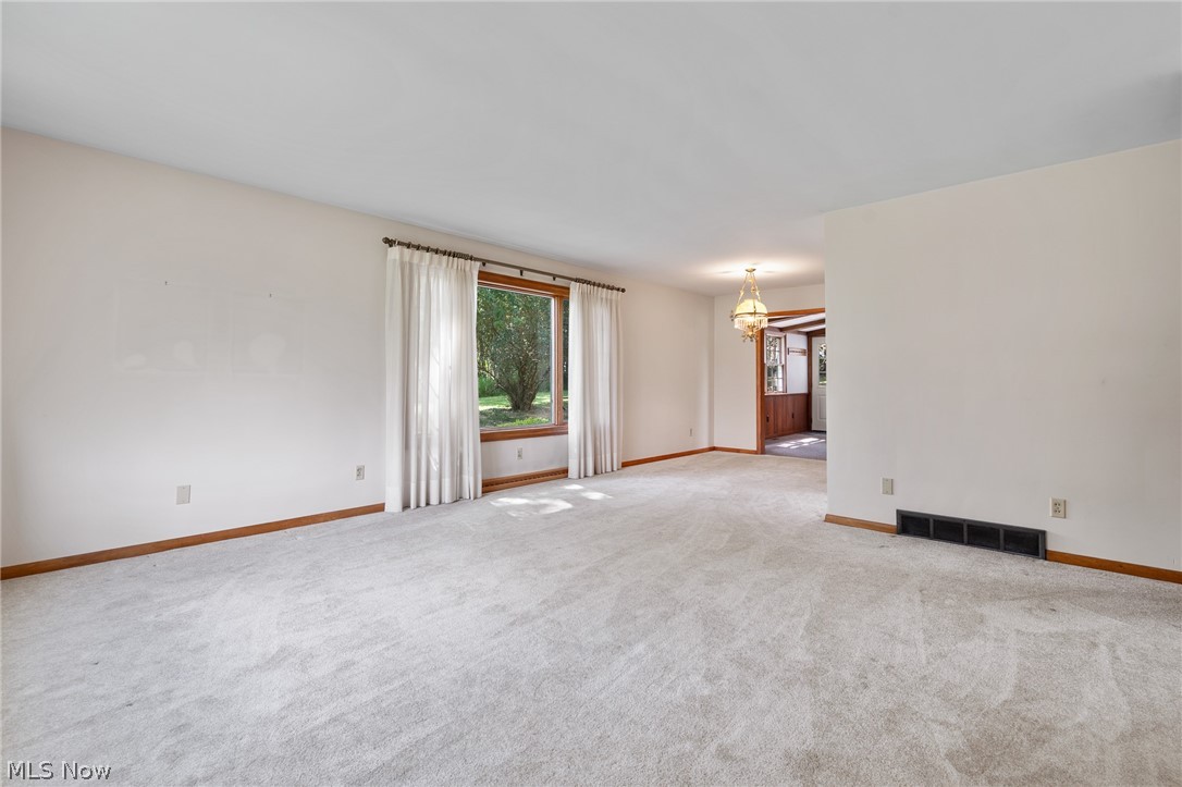 1375 Schrader Road North Lawrence OH 44666