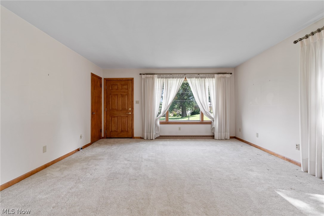 1375 Schrader Road North Lawrence OH 44666